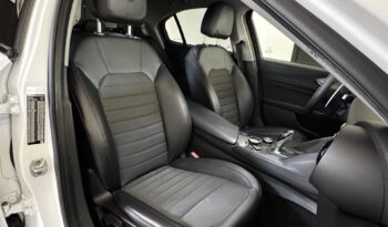 
Alfa Romeo Giulia 2.2 TD 180CV Sport full									