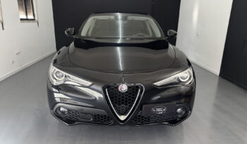 
Alfa Romeo Stelvio 2.2 TD Q4 190CV full									