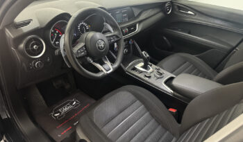 
Alfa Romeo Stelvio 2.2 TD Q4 190CV full									