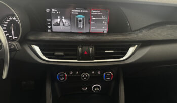 
Alfa Romeo Stelvio 2.2 TD Q4 190CV full									