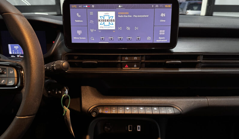 
Jeep Avanger 1.2 Turbo 101 CV full									