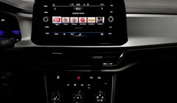 
Volkswagen T-Roc 2.0 TDi 150CV Life full									