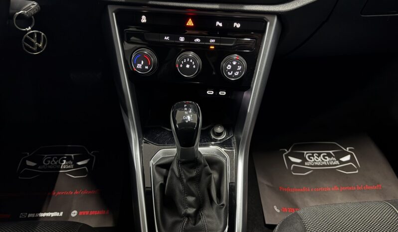 
Volkswagen T-Roc 2.0 TDi 150CV Life full									