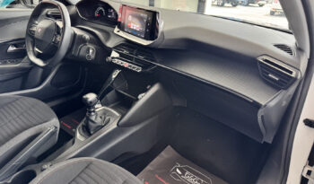 
Peugeot 2008 BlueHDI 110CV Active Pack full									