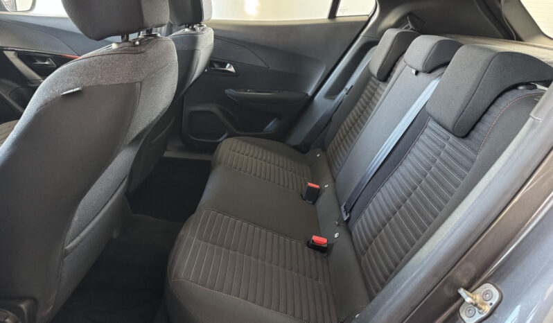 
Peugeot 2008 1.2 130CV Active full									