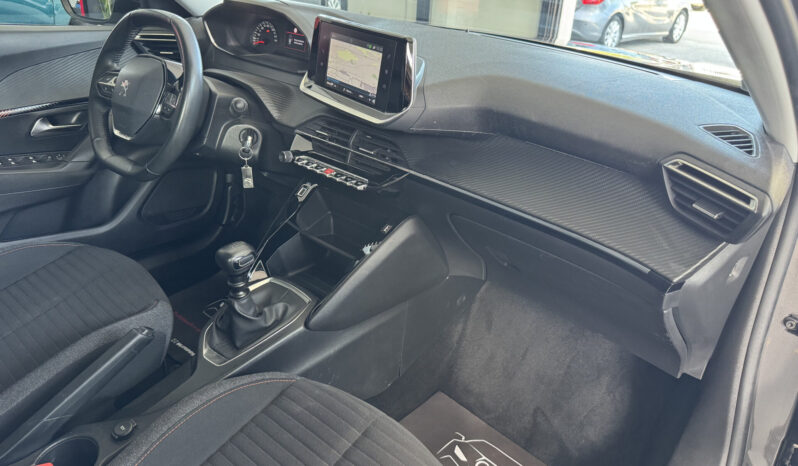 
Peugeot 2008 1.2 130CV Active full									