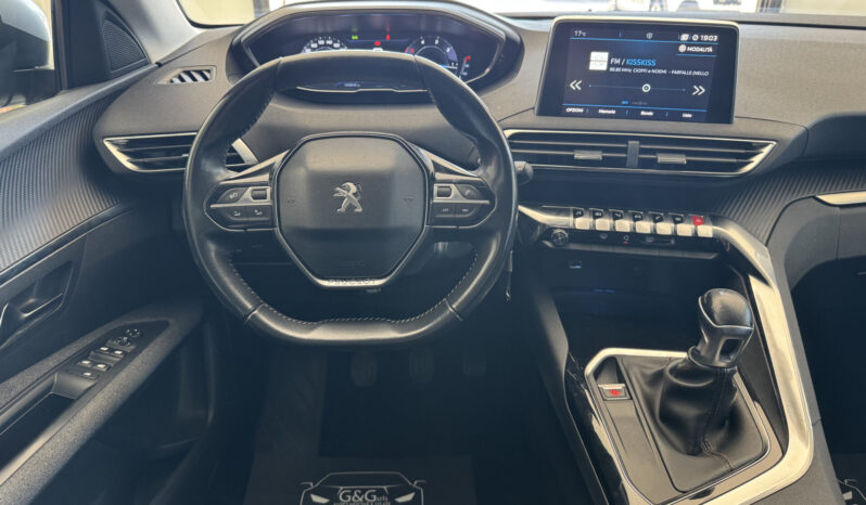 
Peugeot 3008 BlueHDi 130CV full									