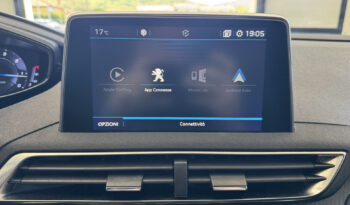 
Peugeot 3008 BlueHDi 130CV full									