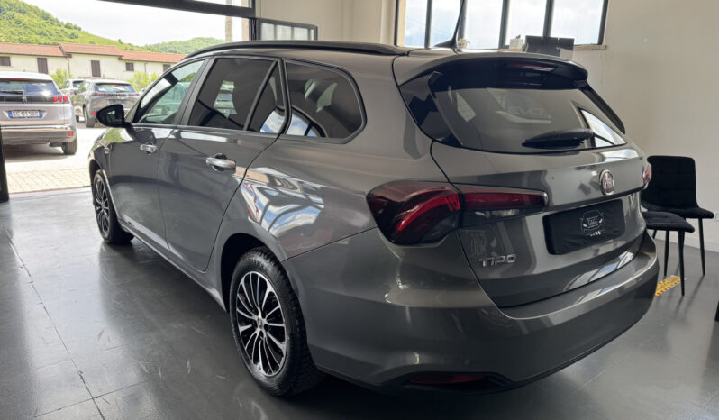 
Fiat Tipo 1.6 MJET 130CV SW full									