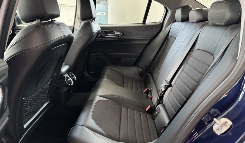 
Alfa Romeo Giulia 2.2 Turbodiesel 180CV full									