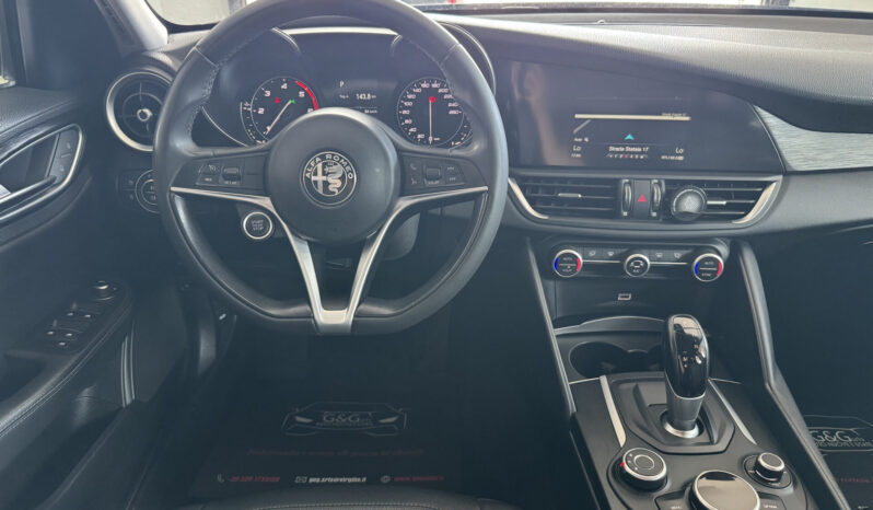 
Alfa Romeo Giulia 2.2 Turbodiesel 180CV full									