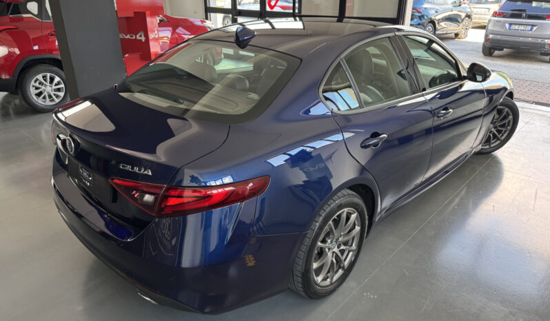 
Alfa Romeo Giulia 2.2 Turbodiesel 180CV full									