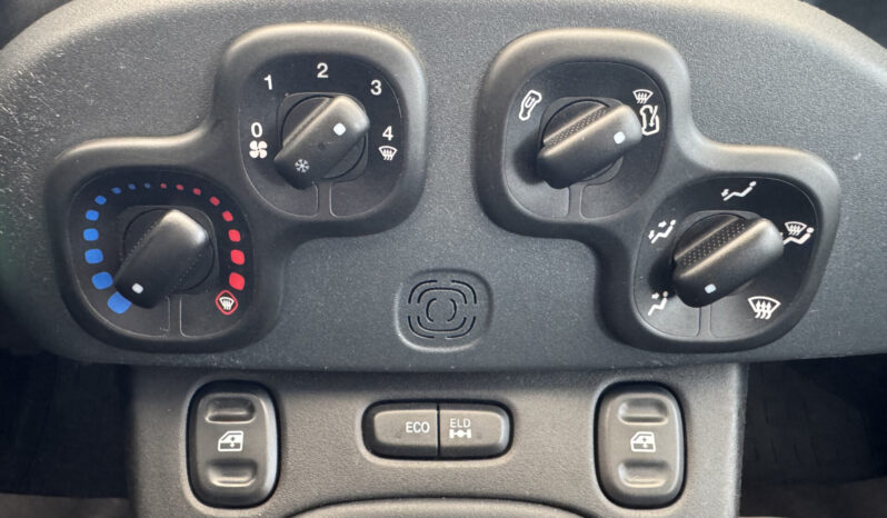 
Fiat Panda 0.9 TwinAir Turbo 4×4 full									