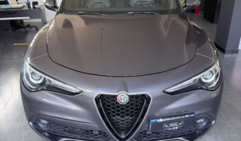 
Alfa Romeo Stelvio Veloce 2.2 Turbo 210CV full									