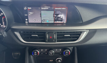 
Alfa Romeo Stelvio Veloce 2.2 Turbo 210CV full									